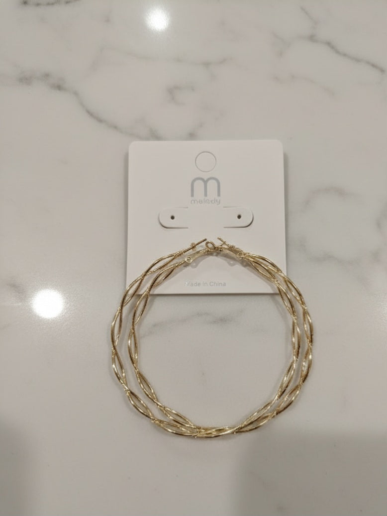 Elegant hoop earrings